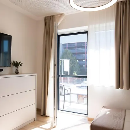 דירה Frant Living - *