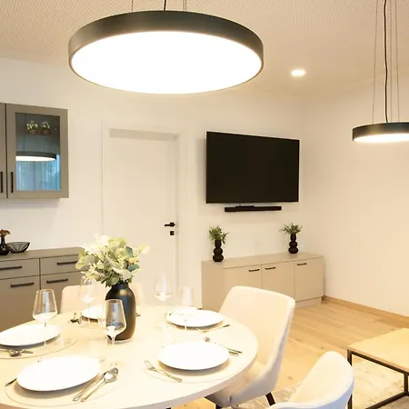 Frant Living - דירה *