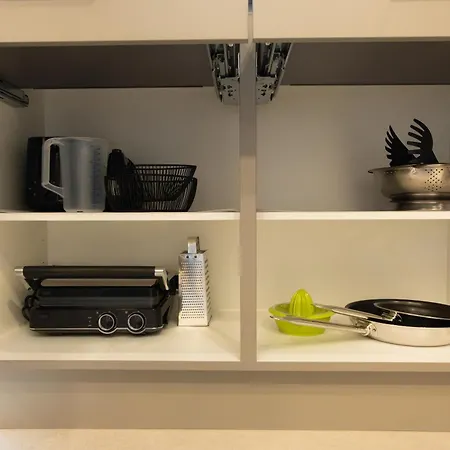 Frant Living -